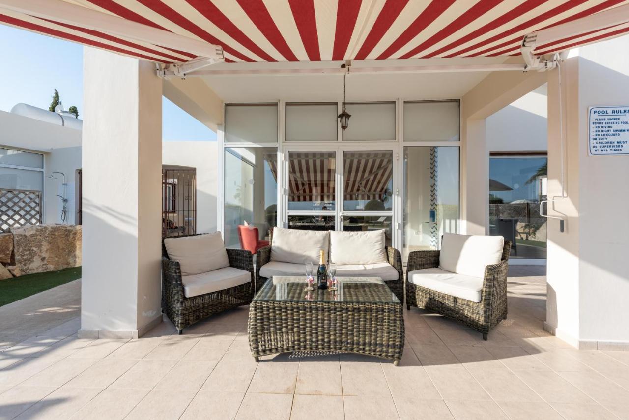 Villa Marina Sunrise By Ezoria Villas Kólpos tón Korallíon Eksteriør bilde