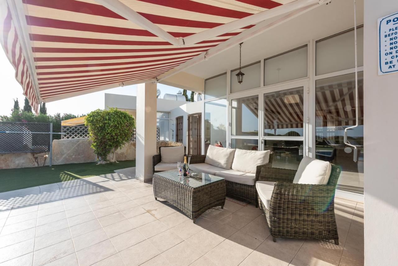 Villa Marina Sunrise By Ezoria Villas Kólpos tón Korallíon Eksteriør bilde