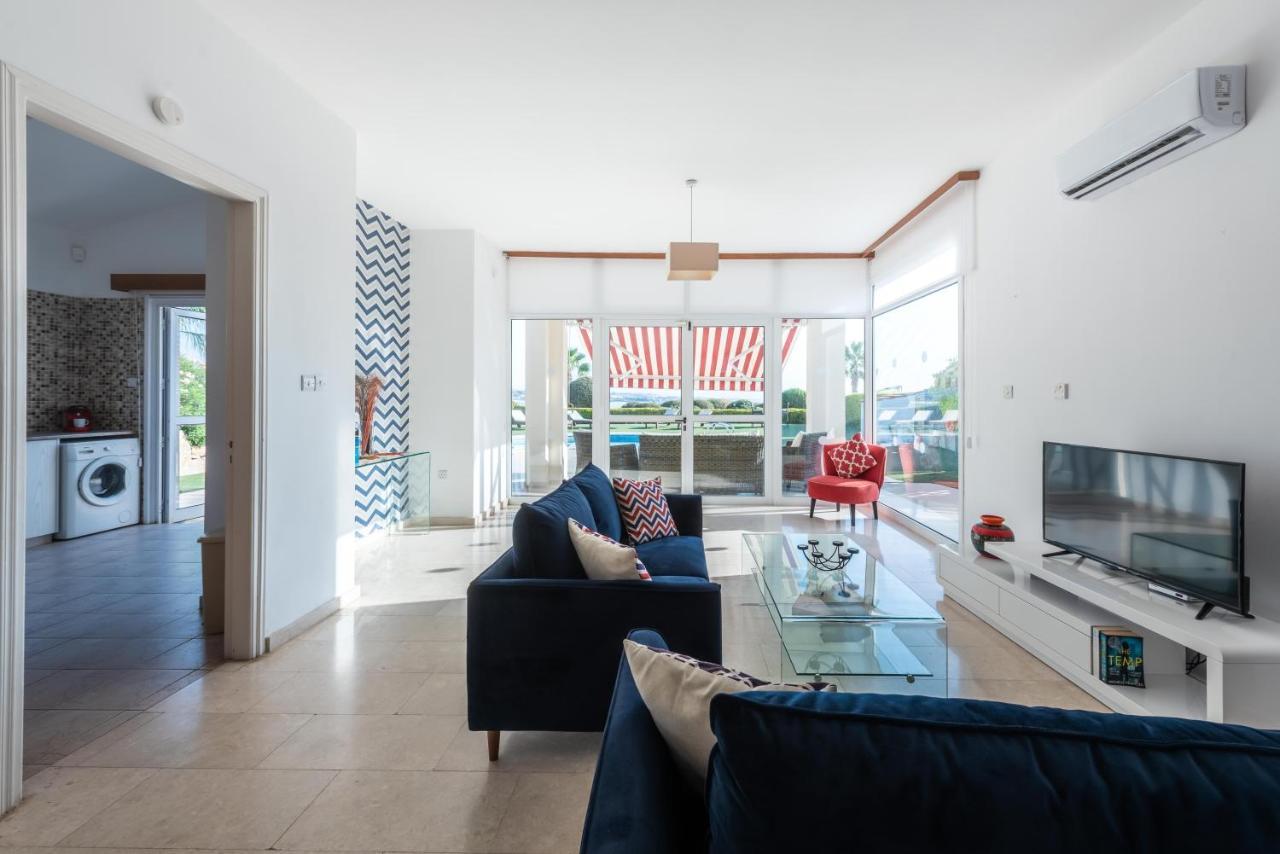 Villa Marina Sunrise By Ezoria Villas Kólpos tón Korallíon Eksteriør bilde
