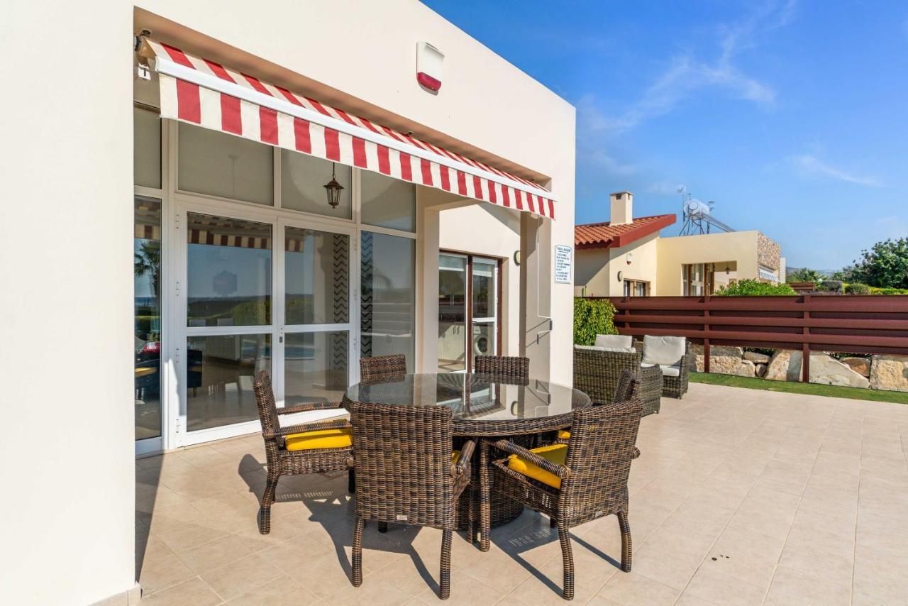 Villa Marina Sunrise By Ezoria Villas Kólpos tón Korallíon Eksteriør bilde